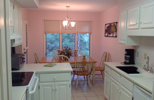 Kiawah Island Villa | Affordable, Comfortable 2 Bed, 2 Bath Villa - walk to beach!