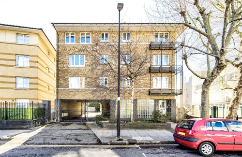 Island Gardens Apartment | Affordable Luxury Isle of Dogs Apartment - 10 Mins From Canary Wharf