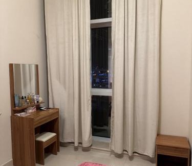 Trade Center Apartment | Affordable master bedroom hotel apartment