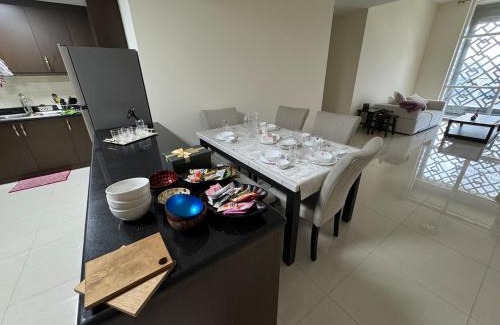 Trade Center Apartment | Affordable master bedroom hotel apartment