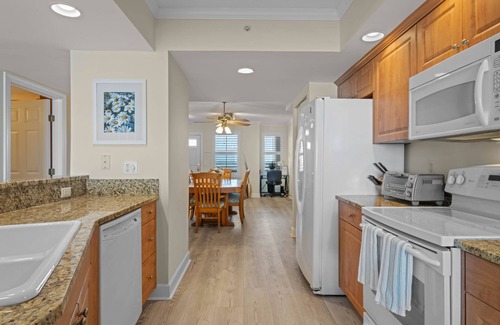 Daytona Beach Shores Condo | ~AFFORDABLE OCEANFRONT~ 2/2 RENOVATED