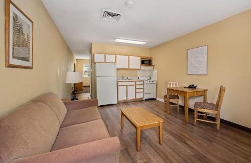 Wilson Hotel | Affordable Suites Wilson