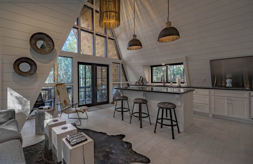 Cashes Valley Cabin | AFrame of Style - Fightingtown Creek