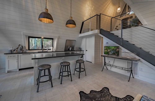 Cashes Valley Cabin | AFrame of Style - Fightingtown Creek