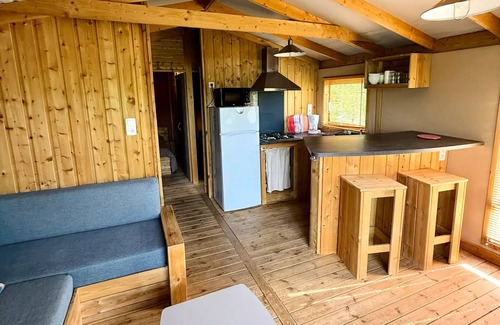 Seniergues Cabin | African Safari Lodge - 2 rooms 4 people