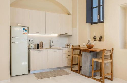 Psathi Apartment | Afroessa Cave Kimolos