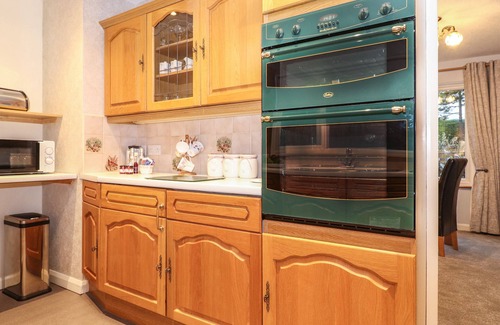 Ambleside Cottage | AFTON, romantic, with pool in Ambleside