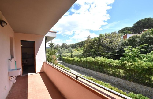Marina di Campo Apartment | AGAVE - Terrazza attrezzata, clima e posto auto privato