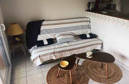 Agay Apartment | AGAY SEA VIEW APARTMENT