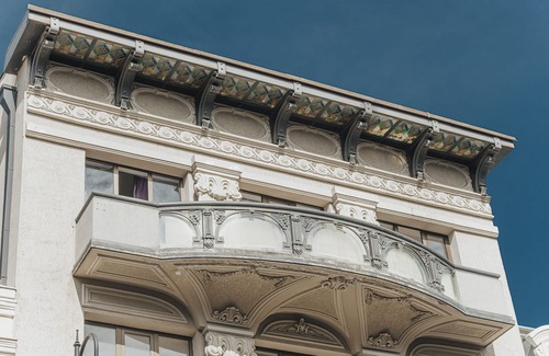 Chugureti Apartment | Aghmashenebeli Apartment - Historic Building with stunning view