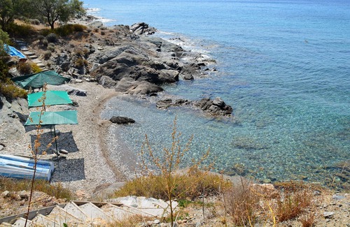 Megas Gialos Bed & Breakfast | Agnadi Syros Beachfront Studios & Rooms