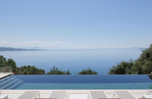 Kentroma Villa | AGNI DREAM Villa luxe face à la mer à Corfou
