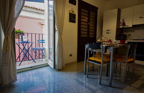 Palazzolo Acreide Historic Centre Apartment | Agora Holiday House
