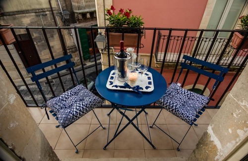 Palazzolo Acreide Historic Centre Apartment | Agora Holiday House