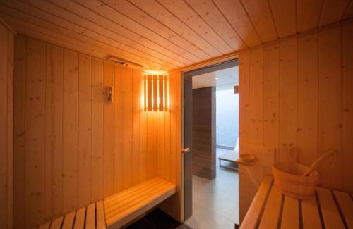 Lausanne Hotel | Agora Swiss Night by Fassbind