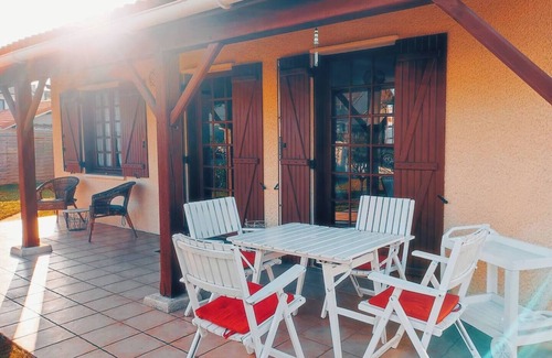 Audenge House | Agréable Maison au Calme, Tout Proche du Bassin