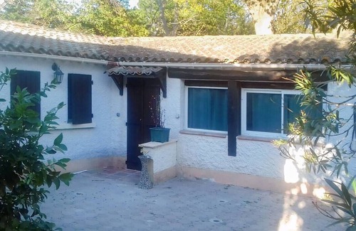 Vedene House | Agréable Maisonnette Située Dans une Belle Propriété