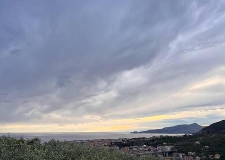 Rezza Apartment | AGRI SUITE View - La Bilaia