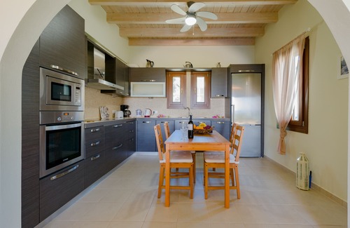 Manganos House | Agrilias Sea and Sunset View House