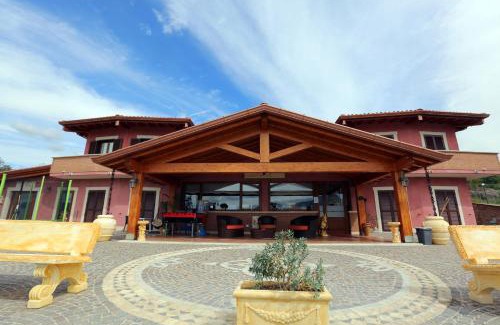 Ceprano House | Agriturismo ciociaro " il colle " HOTEL RISTORANTE