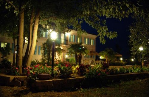 Mazzorno Sinistro House | Agriturismo Dolceacqua