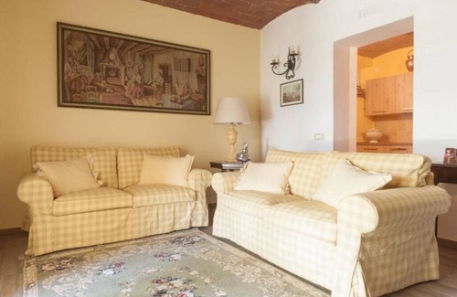 Cortona Other | Agriturismo Fattoria del Nonno Berto - Entire Structure