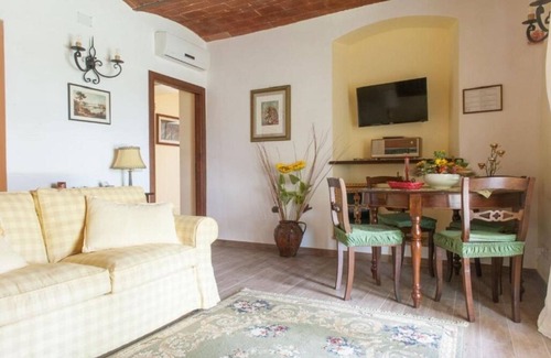 Cortona Other | Agriturismo Fattoria del Nonno Berto - Entire Structure