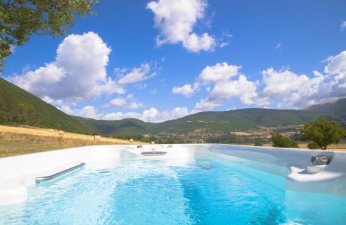 Casali di Serravalle House | Agriturismo La Cascina di Opaco