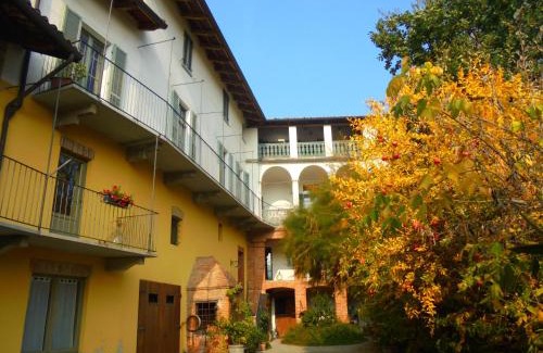 Barolo House | Agriturismo La Terrazza sul Bosco