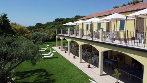 Lapedona House | Agriturismo MonteMaggio