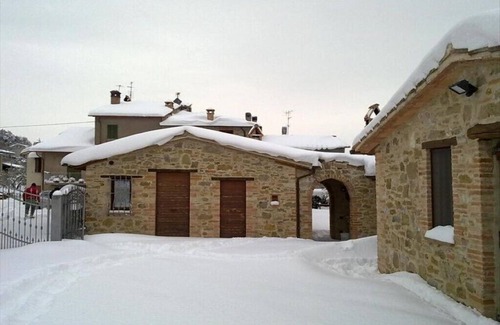 Migliano Apartment | Agriturismo Ripaiani ~ LA CANTINA