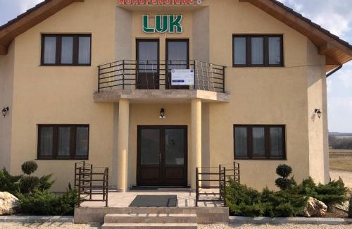 Remetea House | AGROPENSIUNEA LUK