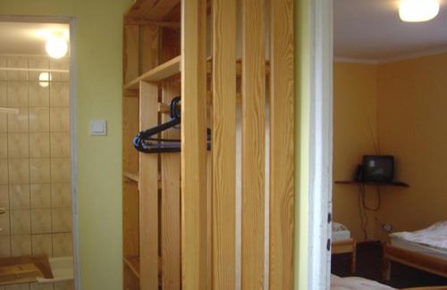 Ryn House | Agroturystyka "Dworek u Pelców"