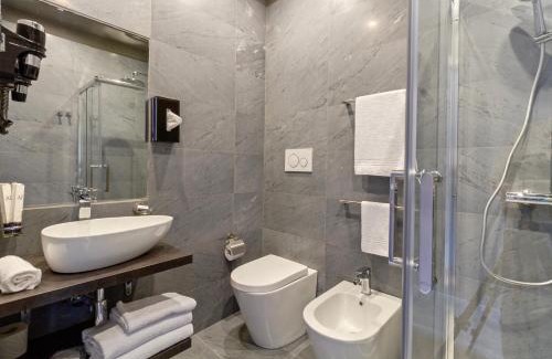 San Babila Hotel | AH - Duomo Essence