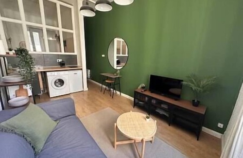 Lodi Apartment | AH- Super apartment Lieutaud sector for 2 people