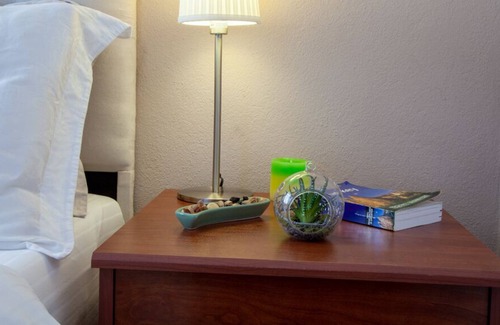 Kaleici Apartment | Aheste Simple Sea View Flat in Lovely Old Town