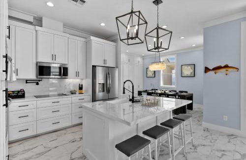 The Shores House | Ahh da Sea - Waterfront, Backyard Ramp to Jetty & Laguna home