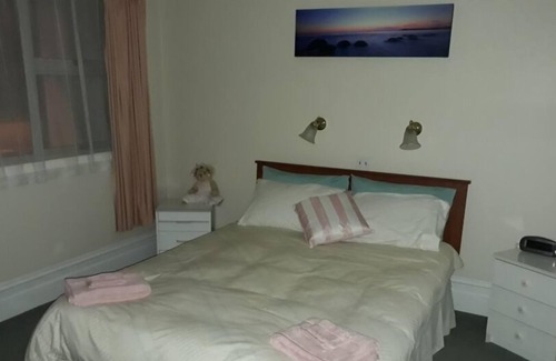 Ahuriri House | Ahuriri Beach Front with stunning sea views