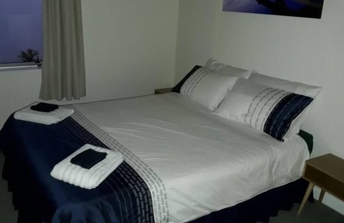 Ahuriri House | Ahuriri Beach Front with stunning sea views