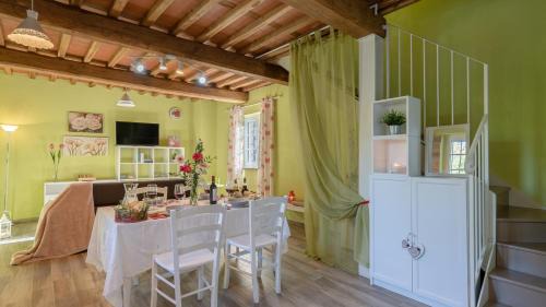 SantʼAndrea di Compito Villa | Ai Due Cuori 4, Emma Villas