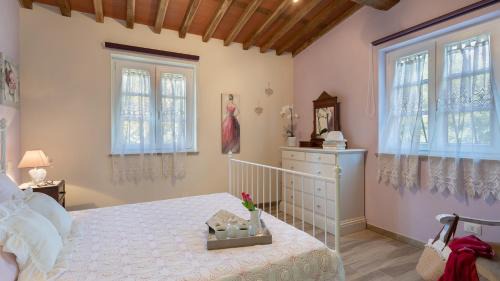 SantʼAndrea di Compito Villa | Ai Due Cuori 4, Emma Villas