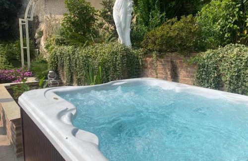 Ottiglio Apartment | Ai Leoni Ruggenti - Giardino Segreto con Vista sul Monferrato