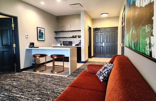 St. Paul Square Hotel | Aiden San Antonio Riverwalk