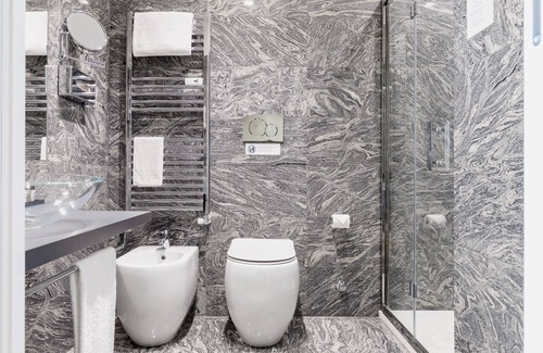 San Babila House | Aiello Rooms - San Babila