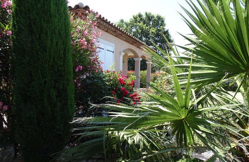 Roquebrune-sur-Argens House | AIR-CONDITIONED PROVENCAL VILLA WITH SWIMMING POOL - GARDEN - ROCK VIEW