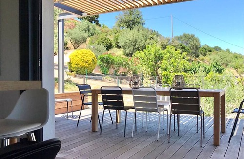 San-Gavino-di-Carbini Villa | Air-conditioned villa with swimming pool, sea view.