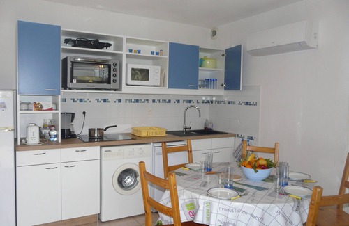 Vaison-la-Romaine House | air-conditioned villa T3 garden terrace in holiday village pool 01/05 to30/09