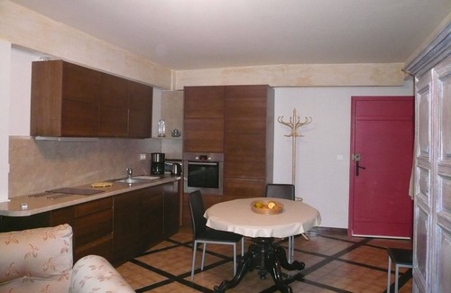 Mont Boron Apartment | Air-conditioned apartment in villa, with closed private parking in front