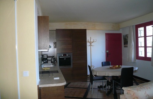 Mont Boron Apartment | Air-conditioned apartment in villa, with closed private parking in front