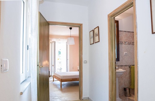 Montecalvoli House | Air-conditioned holiday home in a central location in Tuscany at an affordable price